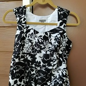 Ann Taylor Petite Black top